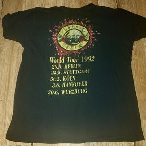 Guns N' Roses Black Tour T-Shirt